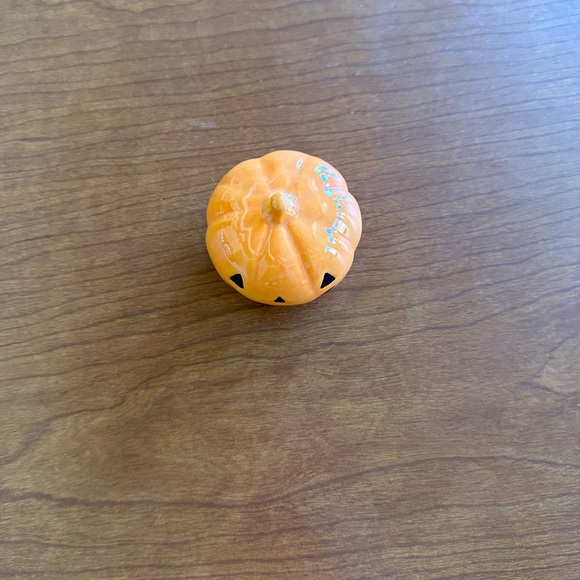 Tiny Ceramic Pumpkin - Picture 2 of 5
